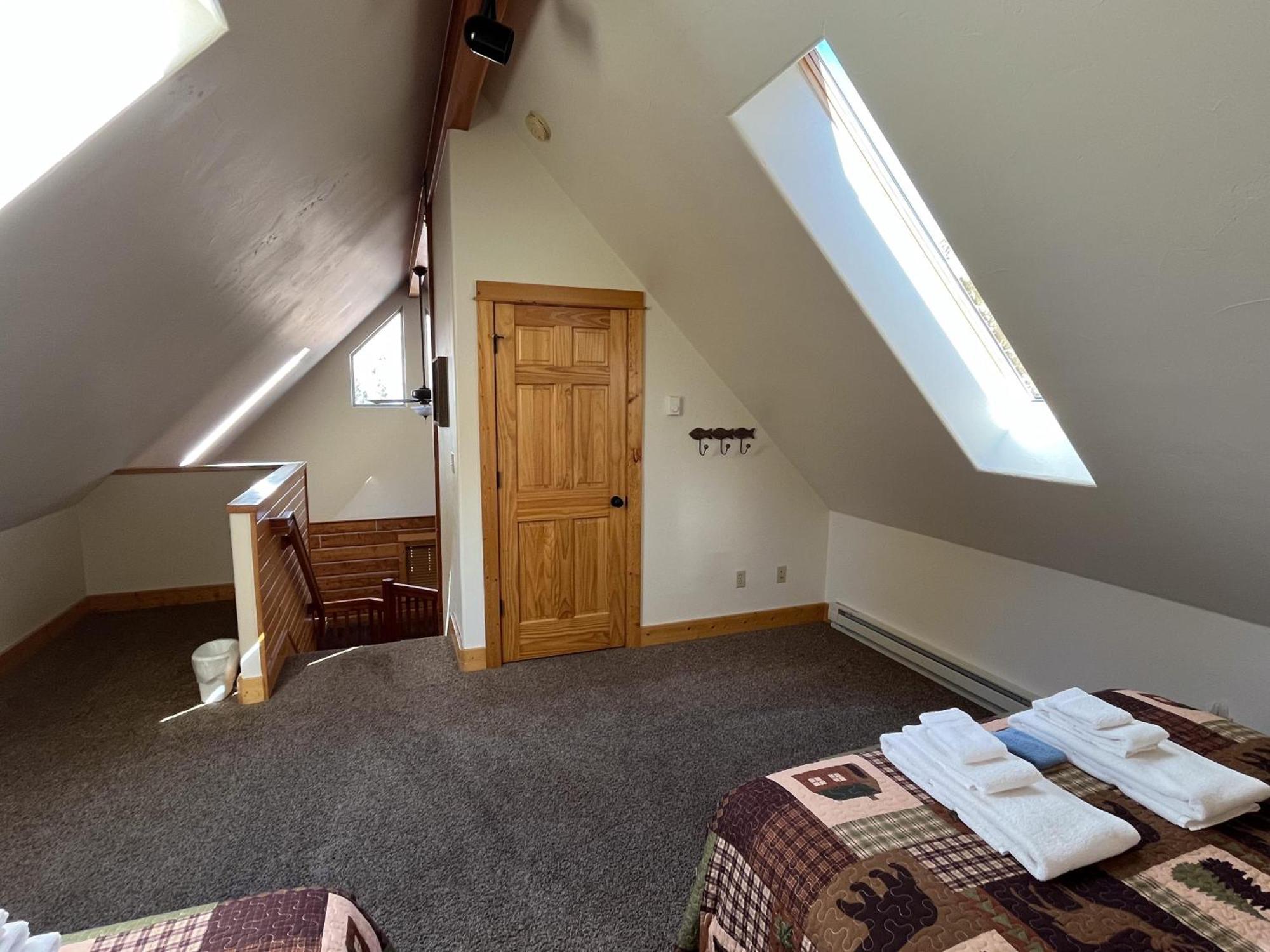 Cabin 28 Almont Luaran gambar